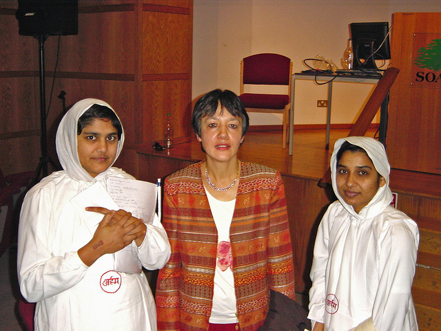 2004.03.16 SOAS 16. Jaina Studies Workshop 02