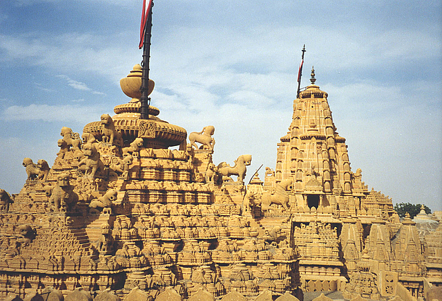 http://www.herenow4u.net/fileadmin/v3media/pics/Jain_Temples/Jaisalmer/Jaisalmer_028.jpg