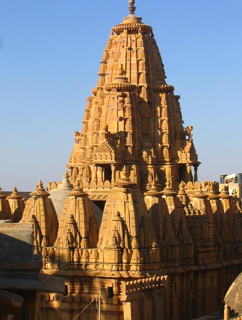 http://www.herenow4u.net/fileadmin/v3media/pics/Jain_Temples/Jaisalmer/Jaisalmer_022.jpg