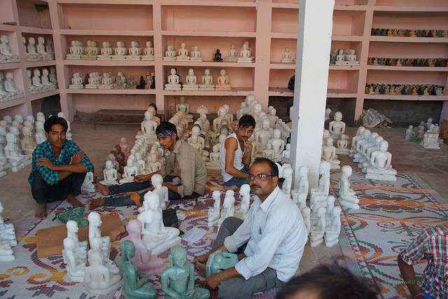2014.09.22 Badagaon - Trilok Teerth 00680 Making of Arihant Statues