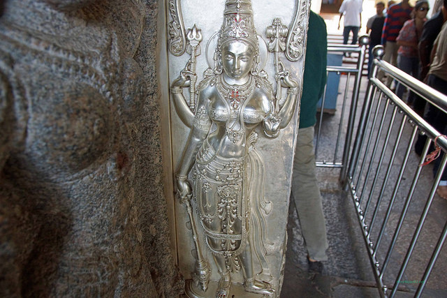 2014.01.18 Mysore - Chamundeshwari Temple 06263