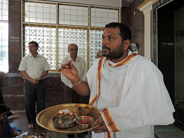 2014.01.13 Bangalore - Karnataka Jain Bhawan - Mahavir Temple 3697