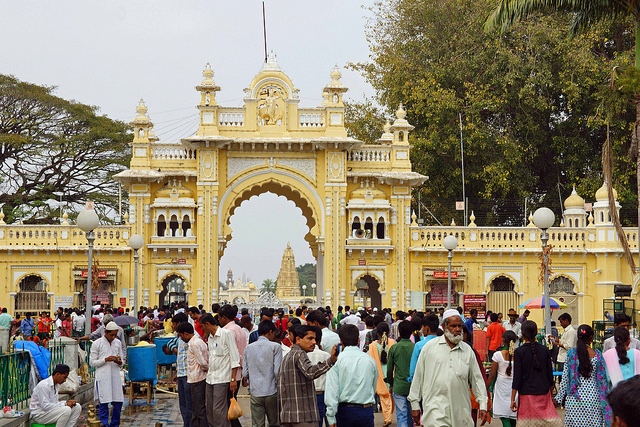 2014.01.17 Mysore Palace 06183