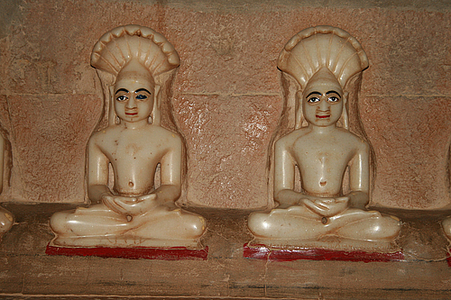 http://www.herenow4u.net/fileadmin/v3media/pics/Jain_Temples/Jaisalmer/Jaisalmer_019.jpg