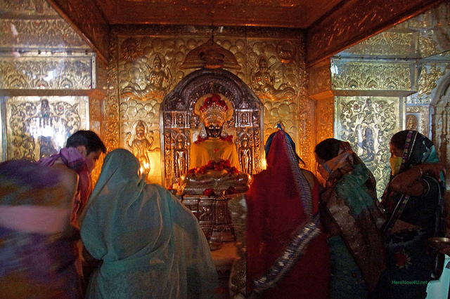 2013.02.13 Nakoda Parshvanatha Temple 01699