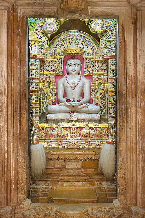 http://www.herenow4u.net/fileadmin/v3media/pics/Jain_Temples/Jaisalmer/Jaisalmer_002.jpg