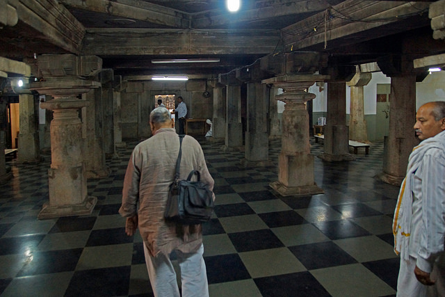 2014.01.14 Shravanabelagola - Bhanadara Basadi Temple 5660