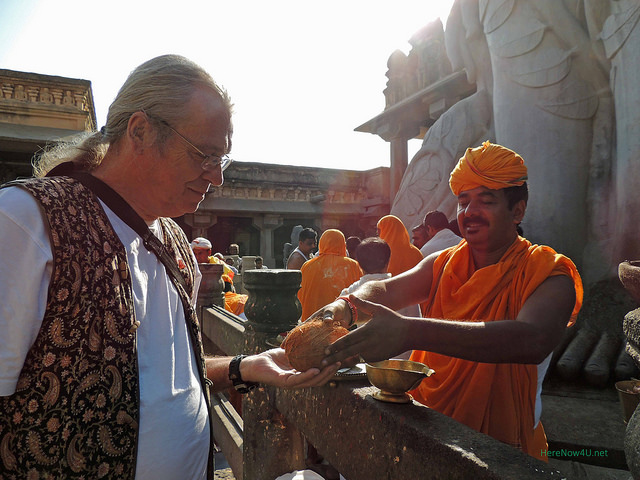 2014.01.15 HN4U @ Bahubali, Shravanabelagola N3844