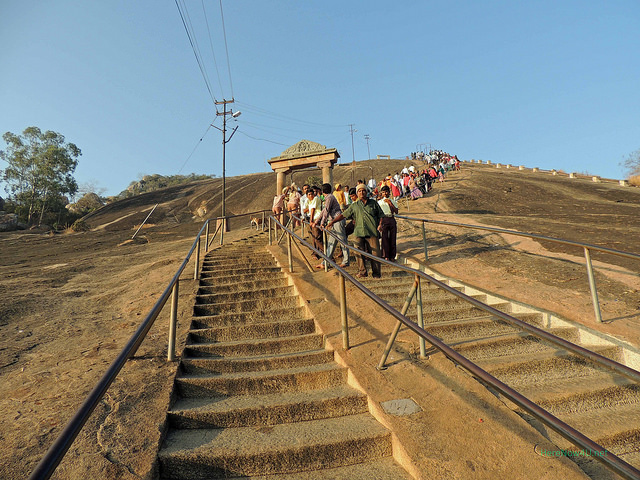 2014.01.15 HN4U @ Bahubali, Shravanabelagola N3790