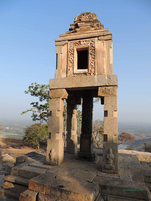 2014.01.15 HN4U @ Bahubali, Shravanabelagola N3802