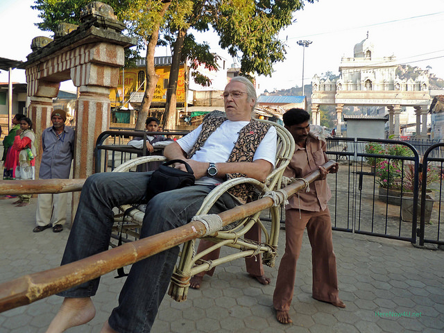 2014.01.15 HN4U @ Bahubali, Shravanabelagola N3787