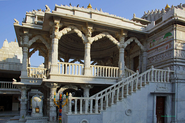 Delhi   Chhoti Dadabari Jain Mandir  01043